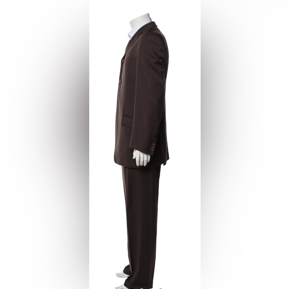 Men’s Suit - Picture 3 of 5